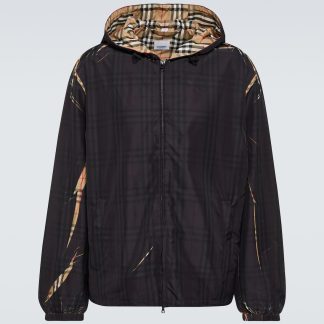 cheap luxury Burberry Checked jacket in black