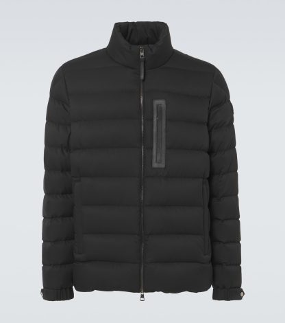 cheap luxury Moncler Lauriolle down jacket in black