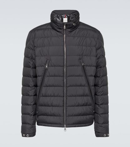 replica luxury Moncler Alfit quilted down jacket in black